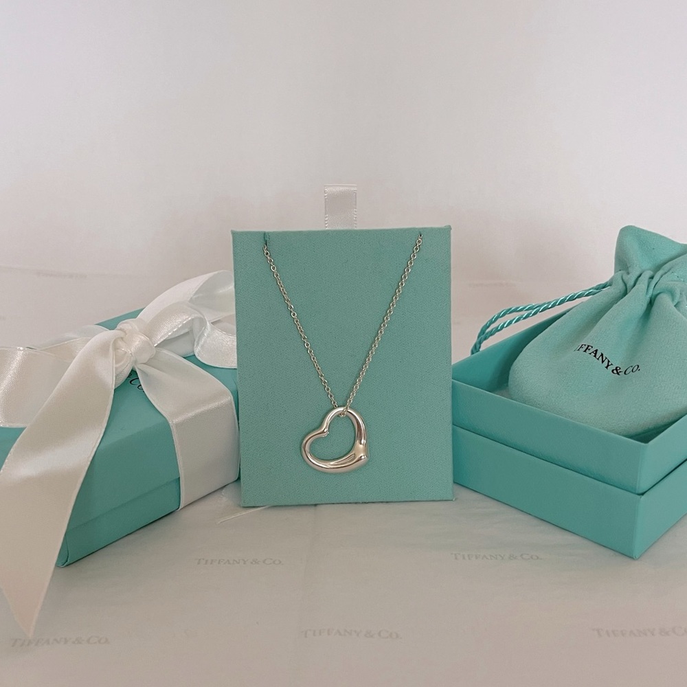 Tiffany & Co. Elsa Peretti Silver Large Open Heart Pendant Necklace 16” W/Pouch - Picture 3 of 9